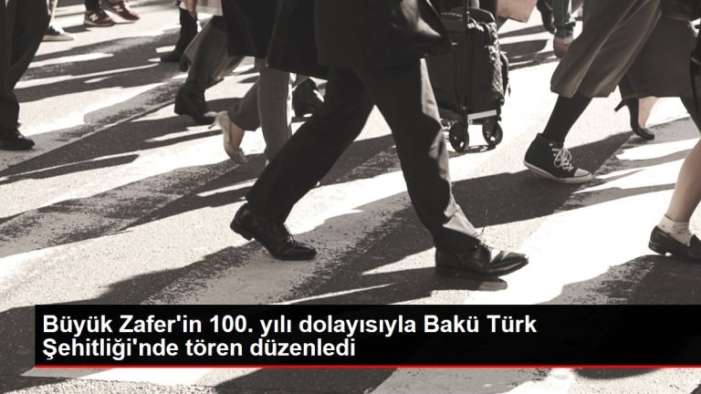 Son dakika haberleri… Büyük Zafer’in 100. yılı dolayısıyla Bakü Türk Şehitliği’nde tören düzenledi