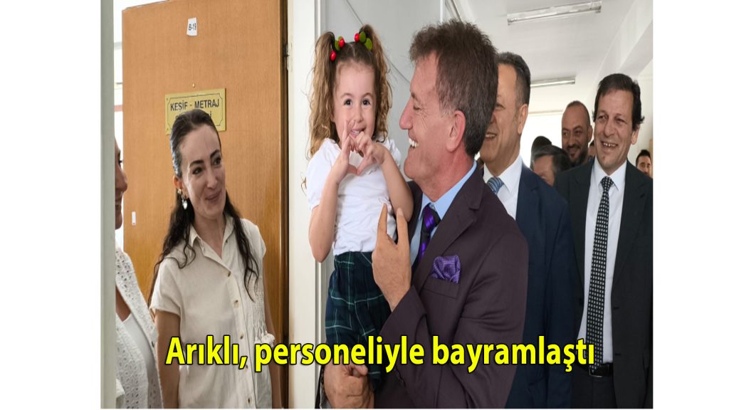Arıklı, personeliyle bayramlaştı