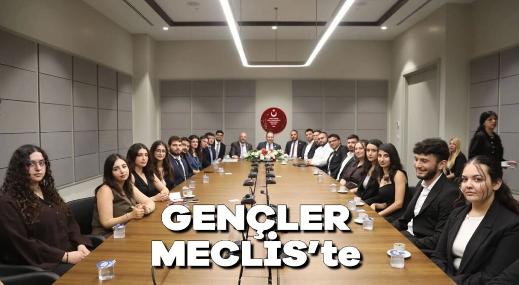 Gençler Meclis’te